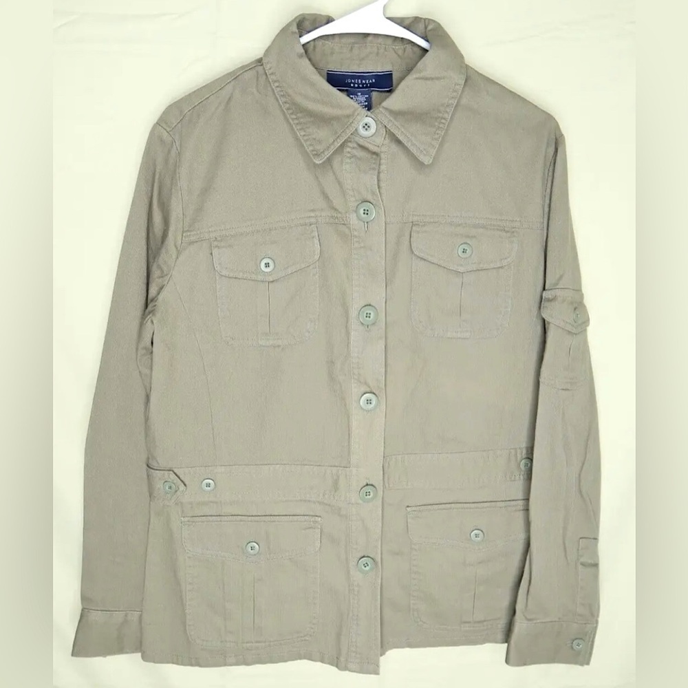 Jones Wear Shirket Shirt Jacket Solid Tan Button Up Pockets Utility Military EUC